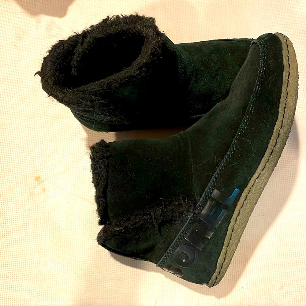 Kids Sorel Out N About NL3073 black Suede Shearling Ankle Booties 6.5